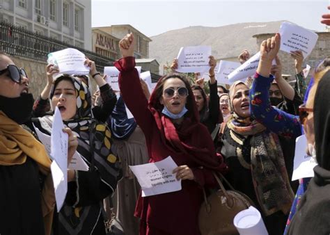 교육·취업의 자유를 아프간 여성 시위 수도 카불로 확산 아시아경제