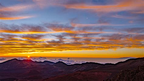 Sunrise And Sunset Haleakalā National Park Us National Park