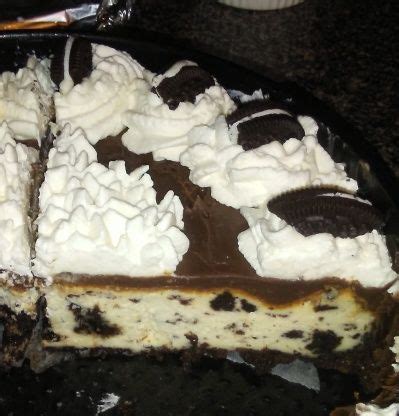Top the oreos with sweetened condensed milk. Oreo Cheesecake Recipe - Food.com | Recipe | Cheesecake ...