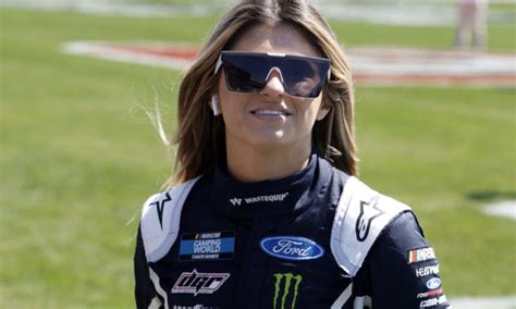 Late Last Month Nascar Driver Hailie Deegan Was Involved In A Scary