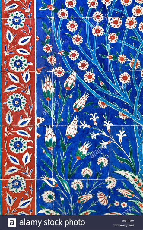 Iznik Tiles Hi Res Stock Photography And Images Alamy