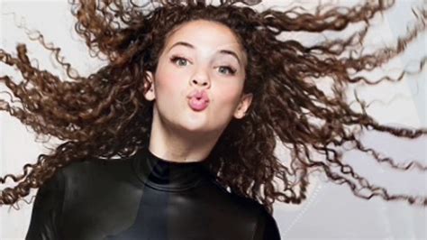 10 Facts About Sofie Dossi Youtube