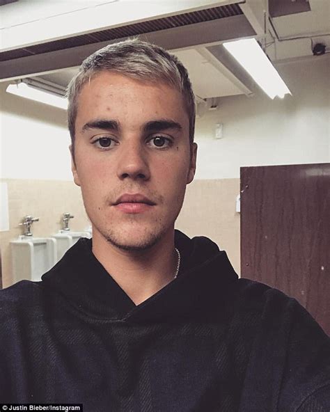 Justin Bieber Topless Selfies Shared On Instagram Daily Mail Online