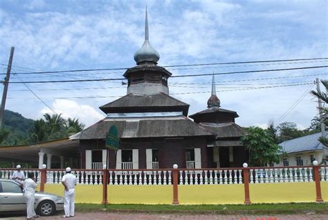 Watch short videos about #masjid_jamek on tiktok. Putera Lapis Mahang: Malaysia Tanah Air Ku: 052 SENIBINA ...