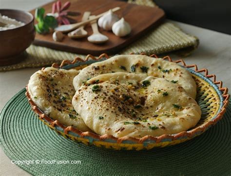 Cheesy Garlic Naan Food Fusion