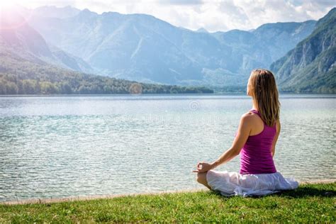 Woman Meditating At The Lake Stock Image Image Of Quiet Meditation