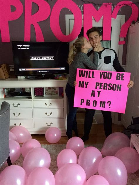 cute promposal cute homecoming proposals hoco proposals ideas proposal ideas prom ideas