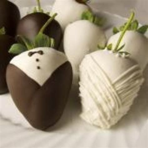 Bride And Groom Strawberries Rocky Mountain Chocolate Factory