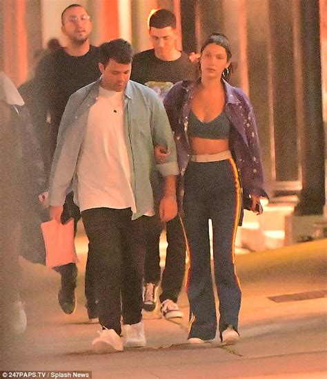 Bella Hadid Snuggles With Dj Pal Daniel Chetrit In Nyc Daily Mail Online