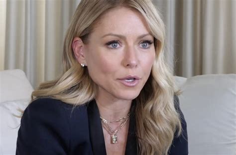 Kelly Ripa Shares Tear Jerking Note Received From Fan I Thought It
