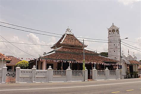 It is very nice architecture and very historical mosque. Sang Ekstasi: Masjid Tengkera, Melaka