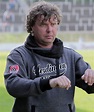 Trainer Stefan Krämer mit dem KFC vor der Rückkehr nach Magdeburg