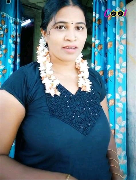 Kamini Roy South Indian Sexy Aunty2