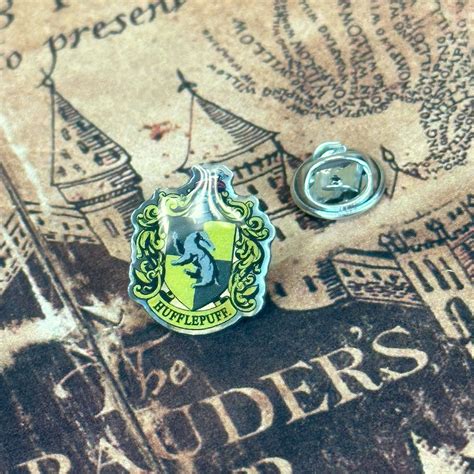 Hufflepuff House Harry Potter Crest Lapel Pin Collectors Outpost