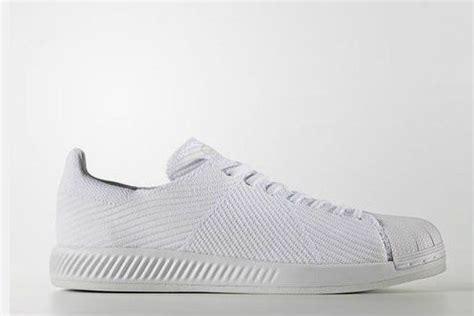 The 25 Best All White Sneakers For Men All White Sneakers White