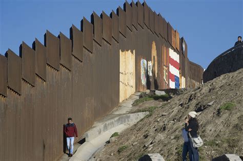 Israeli Company That Fenced In Gaza Angles To Help Build Trumps Mexico Wall