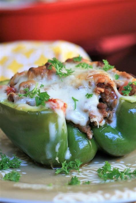 Stuffed with beef crumbles and cheese for only 250 cals and 30g protein for all 3! Low-Carb Stuffed Peppers Recipe | Stuffed peppers, Recipes ...