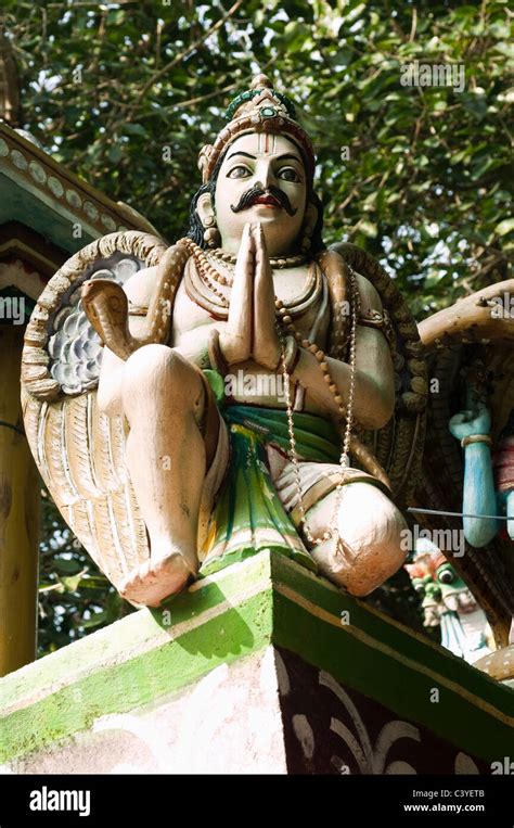 Hindu Statue Praying Kerala Stock Photo Alamy