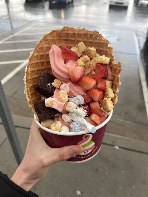 Froyo On Twitter Got Menchies For The Second Time This Year