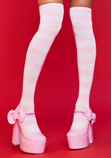 Dolls Kill Hello Kitty Bow Patent Platform Mary Jane Heels Pastel