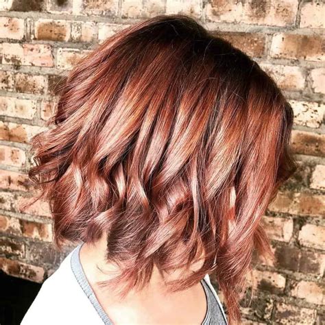 Short Hair Styles And Colors For 2020 Wavy Haircut