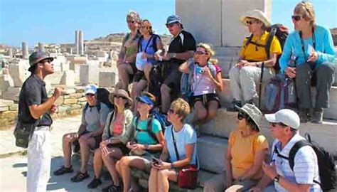 12 bin turist rehberi 15 aydır işsiz Anadolu ya tarım işçisi olarak