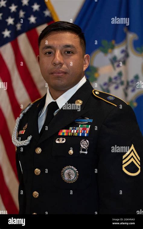 Us Army Staff Sgt Jaime Herravega A Recruiting And Retention