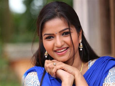 Nandhi Serial Actress Nithya Ram Getting Married நந்தினிக்கு கல்யாணம்