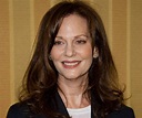 Lesley Ann Warren Biography - Facts, Childhood, Family Life ...