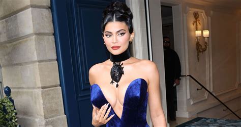 Kylie Jenner At Last Confesses To Undergoing A Plastic Surgery