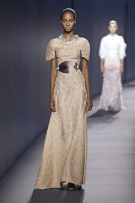 Vionnet Ready To Wear Fashion Show Collection Spring Summer 2015