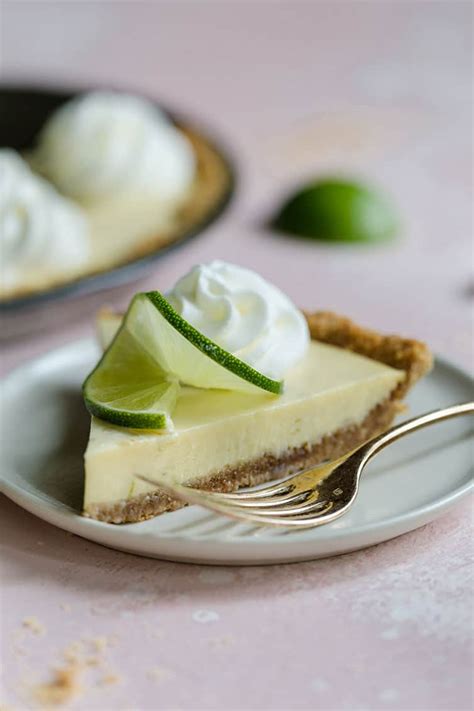 Authentic Key Lime Pie An Easy Recipe You Ll Love Brown Eyed Baker