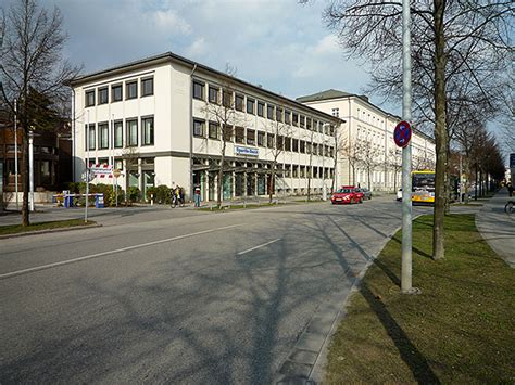 Zur bearbeitung solltest du microsoft word oder open office installiert haben. Sparda-Bank Ostbayern Zentrale Regensburg Aufstockung ...