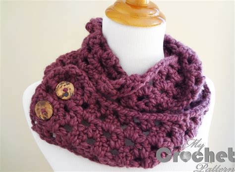 Feel free to ask questions in the comments and i'll. Warm crochet snood wothc buttons with a simple pattern ...