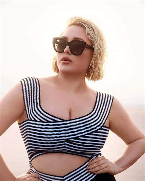Hottest Hayley Hasselhoff Boobs Pictures Define The Meaning Of Beauty The Viraler