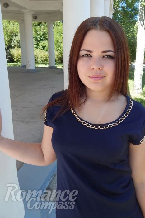 Date Ukraine Single Girl Vladislava Green Eyes Brunette Hair 26