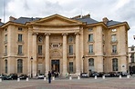 Historisches Haus Sorbonne in Paris Stockfoto - Bild von stadtbild ...