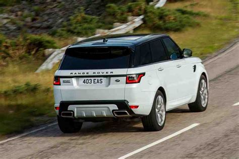 Новые автомобили land rover 2021. 2021 Land Rover Range Rover Sport Review - Autotrader