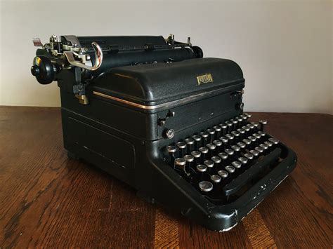 Royal Kmm Typewriter Working Typewriter Qwerty Typewriter Etsy