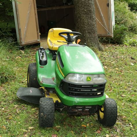 John Deere 100 Series Riding Mower With Trailer Ebth