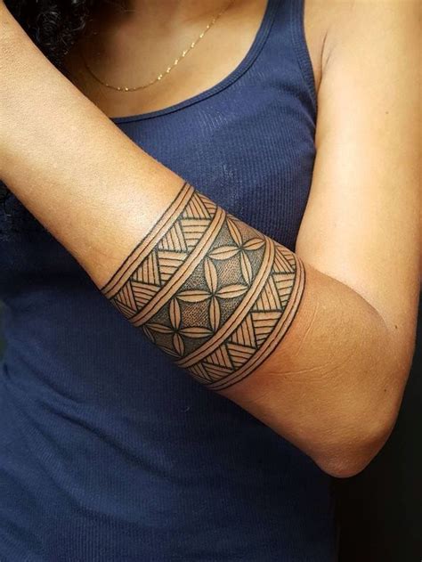 le tatouage maorie se dévoile découvrez sa signification et son histoire
