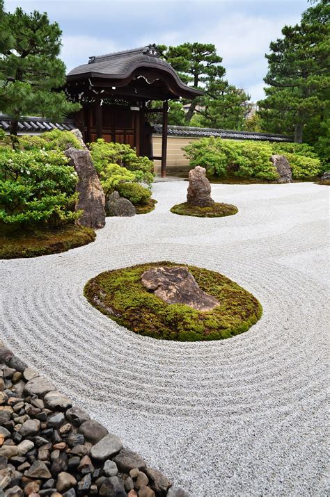 The Mysterious Beauty Of Japanese Rock Gardens Garden Design