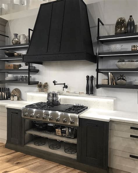 Updating your kitchen cabinetry is a great way to create a functional and unique space that fits your style. Hottest new Kitchen and Bath Trends for 2019 | Modern kitchen design, New kitchen cabinets ...