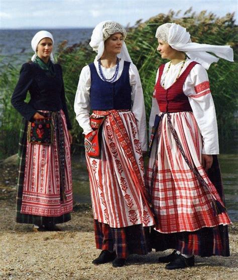 lithuania european costumes folk clothing lithuanian clothing