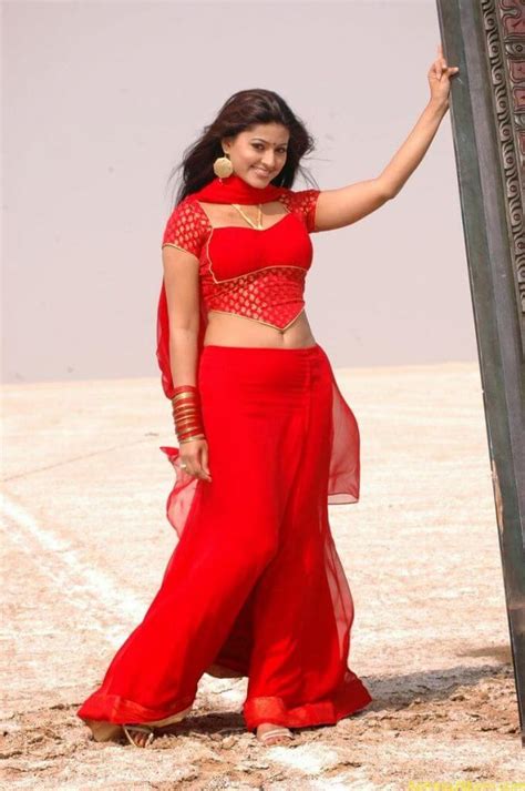 Sneha Sexy Saree Navel Pics From Murattu Kaalai Movie Stills Actress