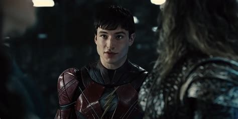How Ezra Millers The Flash Will Change In Zack Snyders Justice League