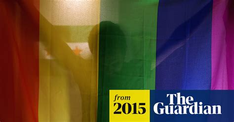 tasmania to offer apology and quash historical convictions relating to gay sex tasmania the