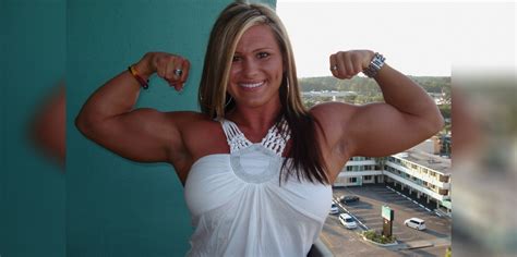 throwback jacked female bodybuilder annihilates two time boxing champ in just 60 seconds