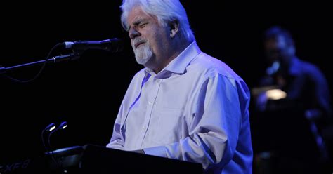 Michael Mcdonald Still Has That Voice