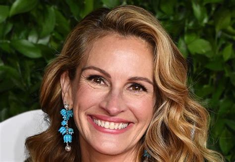 Julia Roberts Workout Routine And Diet Plan Updated April 2023